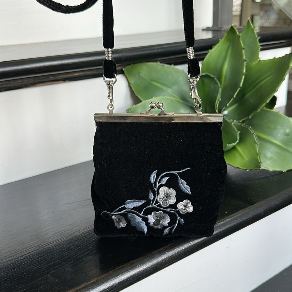 $5 DEAL! Vintage-look kisslock shoulder purse clutch handbag purse